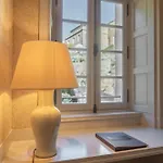 Hotel De Pavie 5*