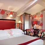Hotel De Pavie 5*