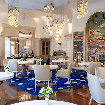De Pavie Hotell 5*