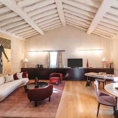 De Pavie Hotel 5*