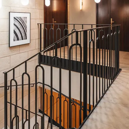 De Pavie Hotel 5*