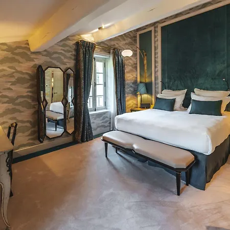 Hotel De Pavie 5*