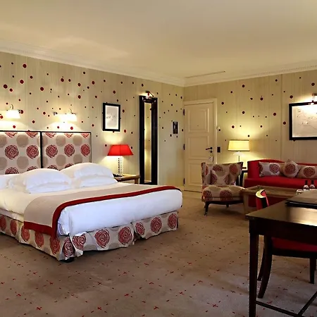 Hotel De Pavie 5*