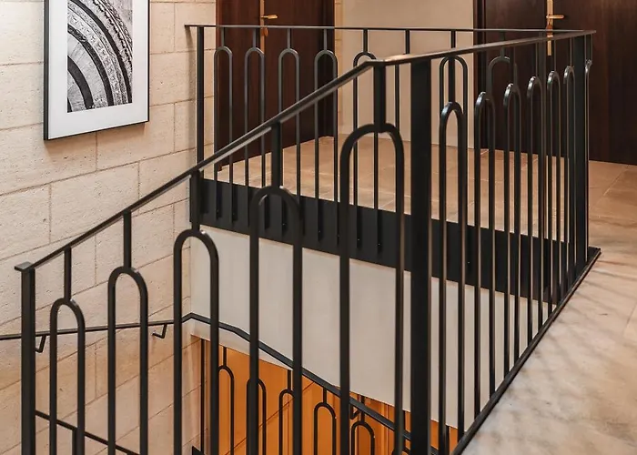 De Pavie فندق 5*