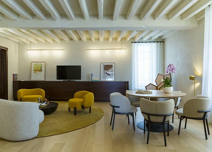 De Pavie فندق 5*